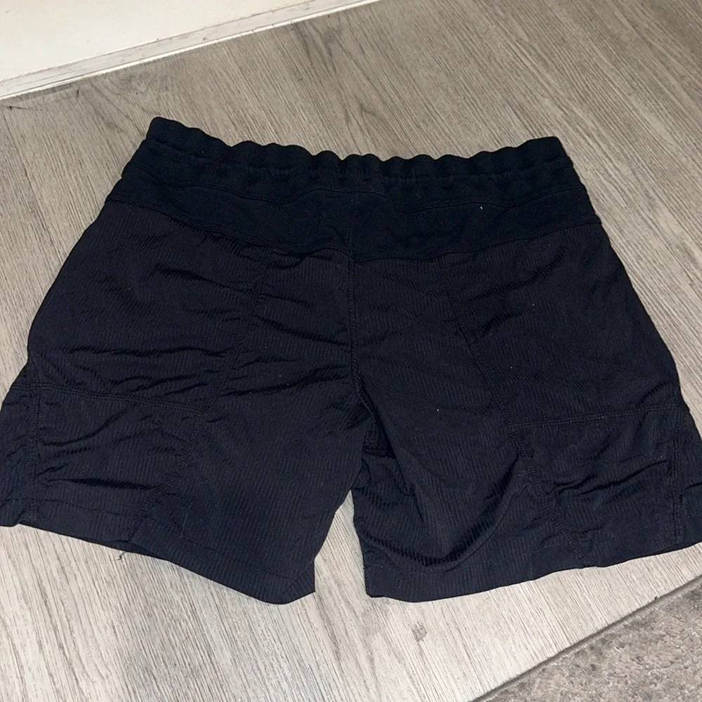 Lululemon black shorts